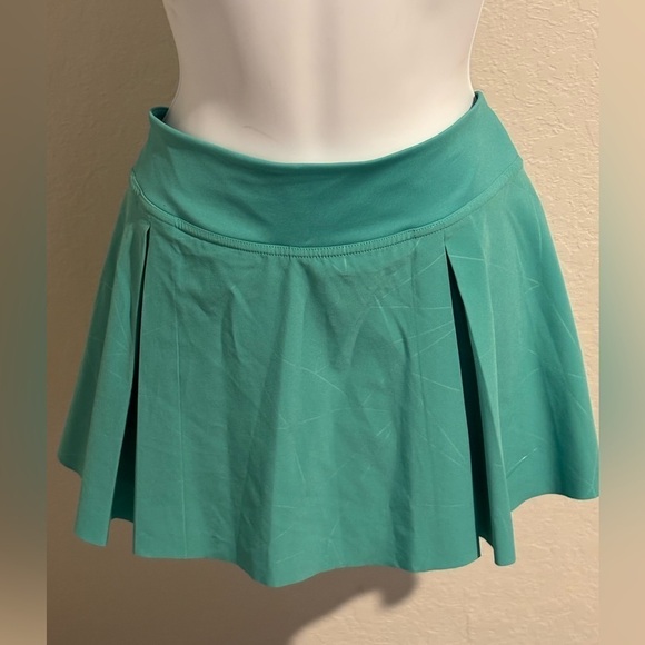 Nike Dri-Fit Skirt - Picture 1 of 3